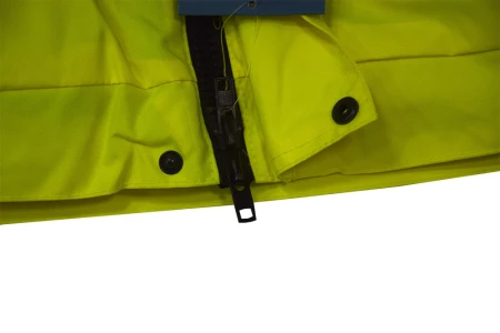 Kurtka Ocieplana Hyperion Consorte — ocieplana kurtka robocza zimowa typu bomber ze ściągaczem u dołu. Nieprzemakalna, z fluorescencyjnego materiału i taśmami odblaskowymi.